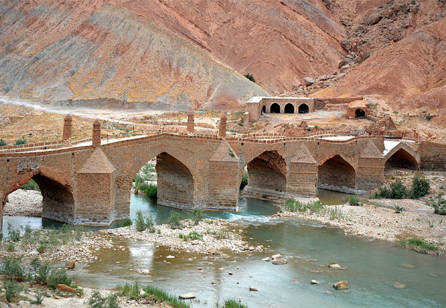 دشتستان